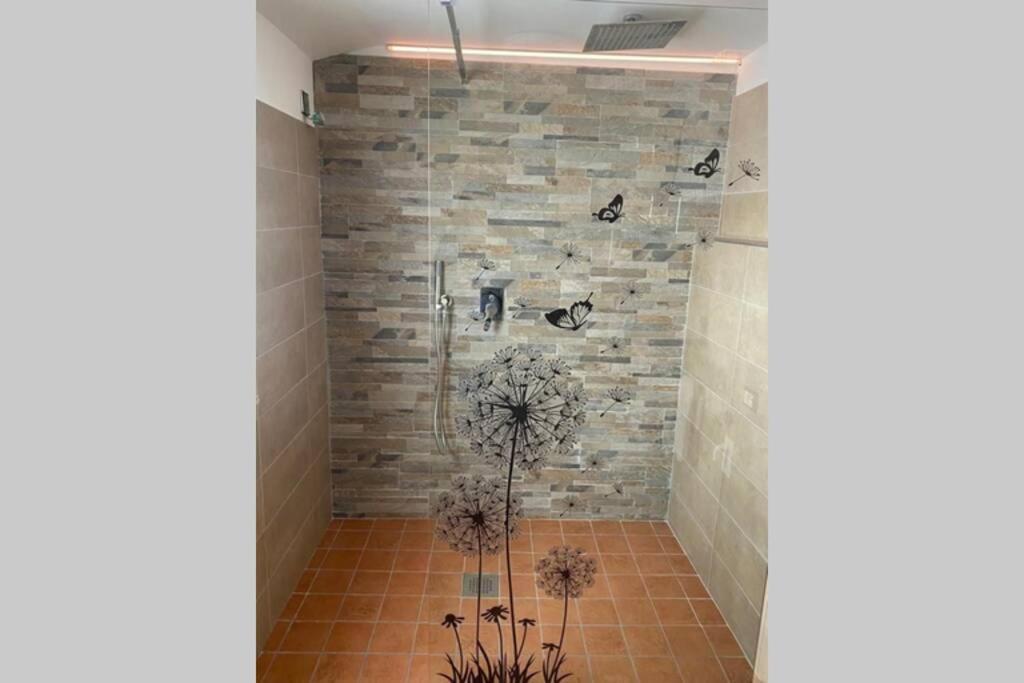 Alloggio A Via Impero Apartman Lenola Kültér fotó